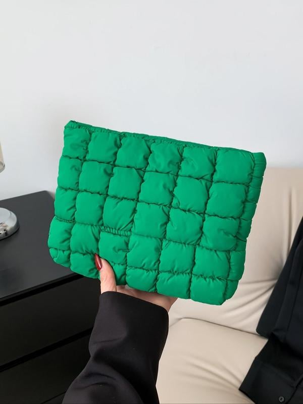 🔥Solid‑Color Puffy Quilted Clutch, Large‑Capacity Everyday Purse