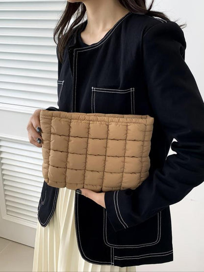 🔥Solid‑Color Puffy Quilted Clutch, Large‑Capacity Everyday Purse